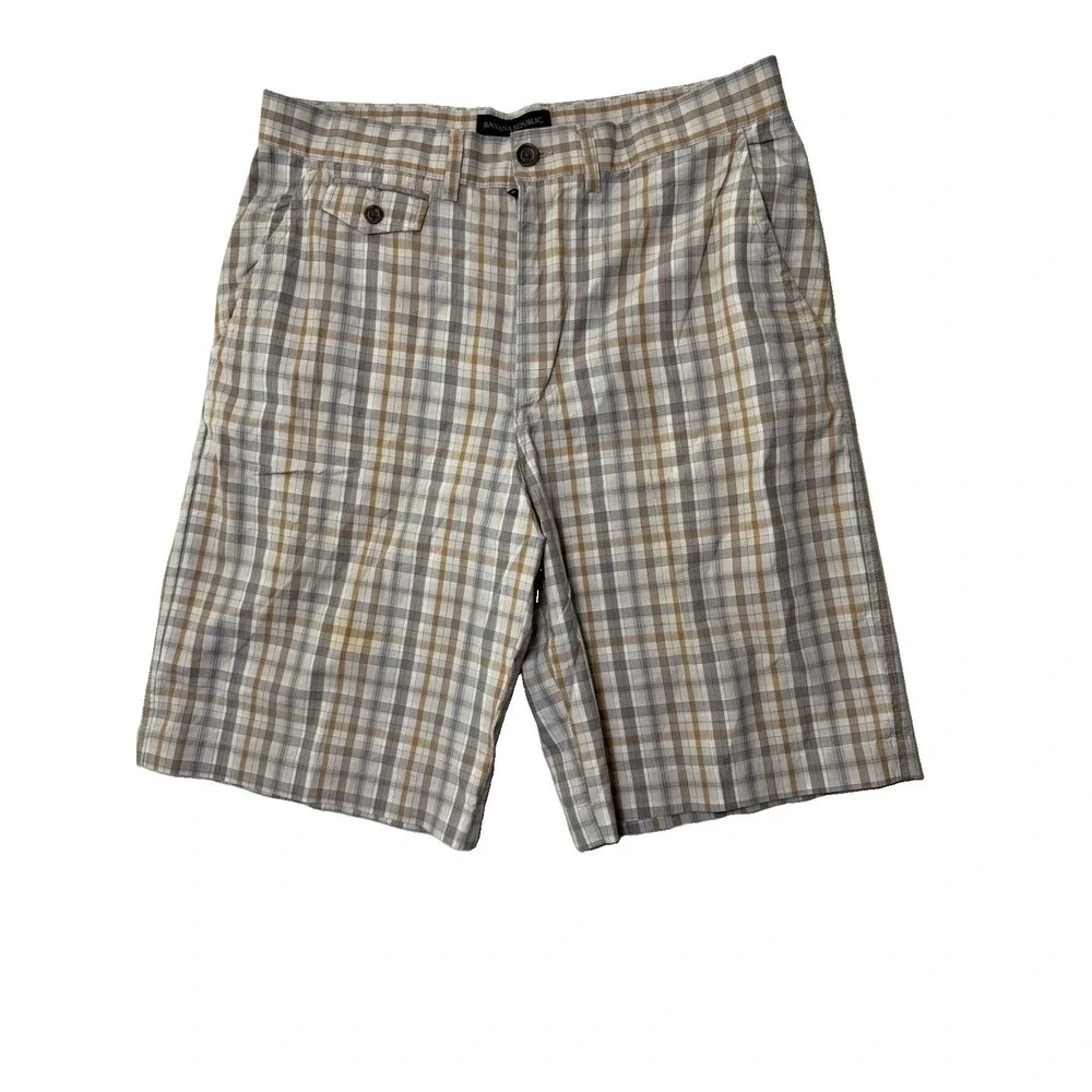 Banana Republic Men's Plaid Shorts Size 32 Beige Gray Tan Chino Casual